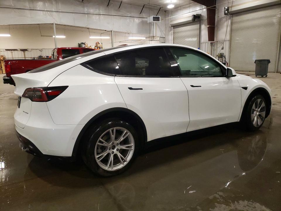 48980986 :رقم المزاد ، 5YJYGDEE3MF188188 vin ، 2021 Tesla Model Y مزاد بيع