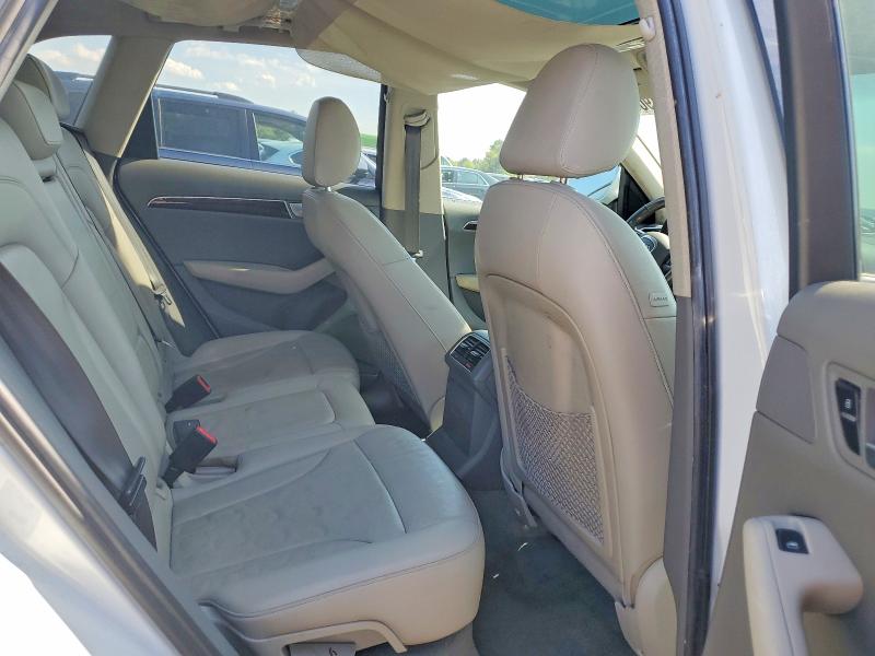 50819006 :رقم المزاد ، WA1LFAFP5CA041528 vin ، 2012 Audi Q5 مزاد بيع