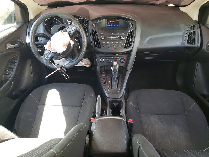 48624516 :رقم المزاد ، 1FADP3K24FL282329 vin ، 2015 Ford Focus مزاد بيع