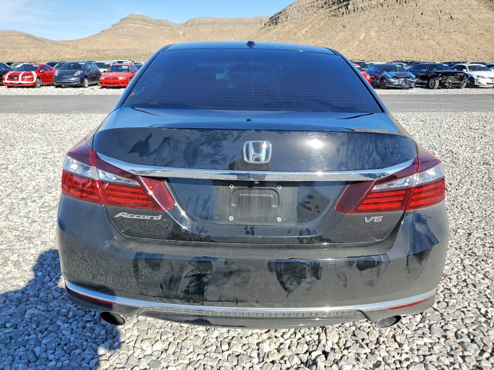 49028466 :رقم المزاد ، 1HGCR3F86GA021071 vin ، 2016 Honda Accord مزاد بيع