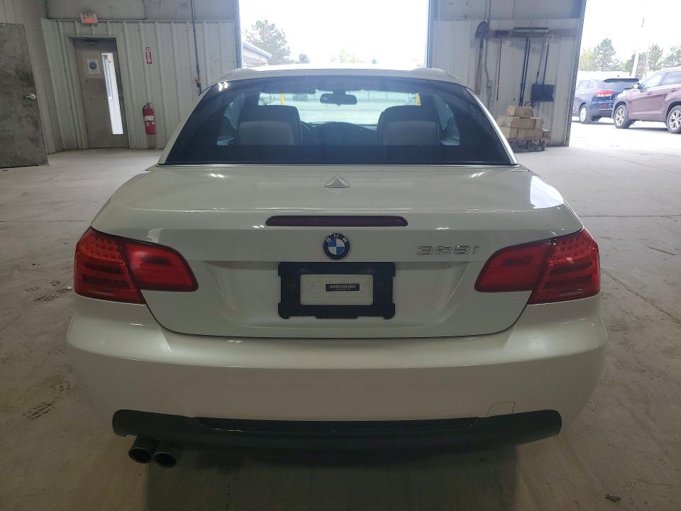 2011 Bmw 328 მანქანა იყიდება აუქციონზე, vin: WBADW7C59BE727575, აუქციონის ნომერი: 51977416