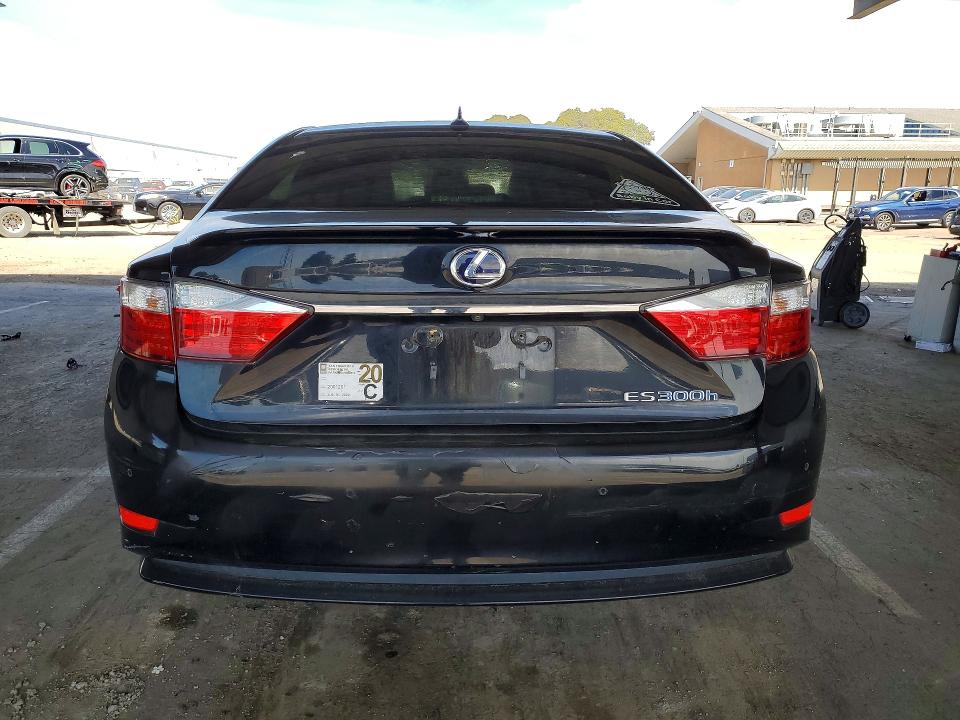 50339686 :رقم المزاد ، JTHBW1GG8E2048288 vin ، 2014 Lexus Es 300h مزاد بيع