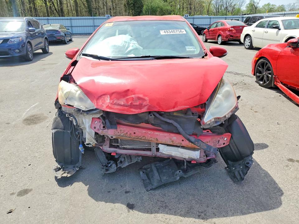 49340756 :رقم المزاد ، JTDKDTB3XD1549114 vin ، 2013 Toyota Prius C مزاد بيع