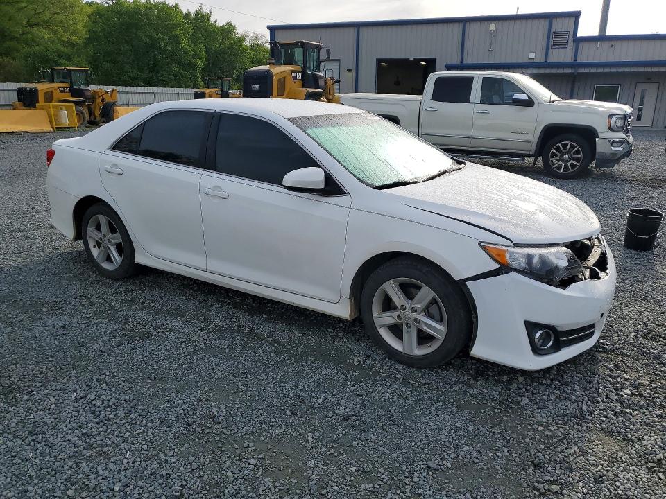 48835056 :رقم المزاد ، 4T1BF1FK7EU839192 vin ، 2014 Toyota Camry مزاد بيع
