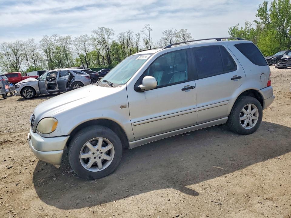 50039296 :رقم المزاد ، 4JGAB72E8YA189188 vin ، 2000 Mercedes-benz Ml430 مزاد بيع