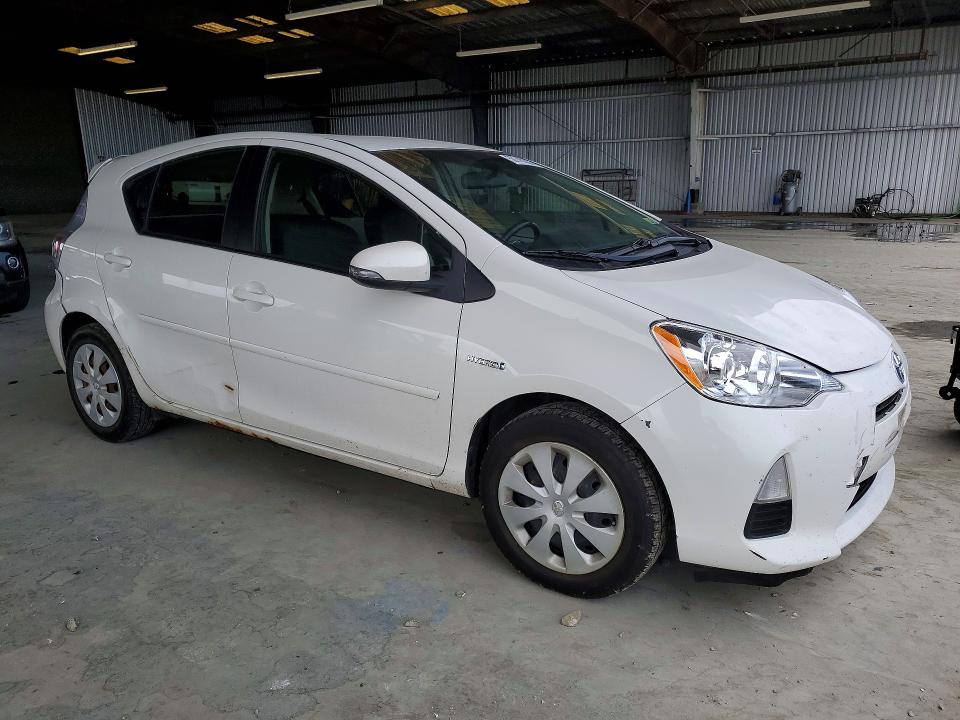 Auction sale of the 2013 Toyota Prius C, vin: JTDKDTB31D1542889, lot number: 50745226