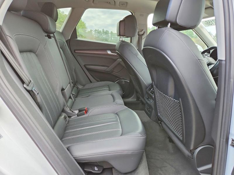 48042156 :رقم المزاد ، WA1AAAFY3M2033356 vin ، 2021 Audi Q5 مزاد بيع