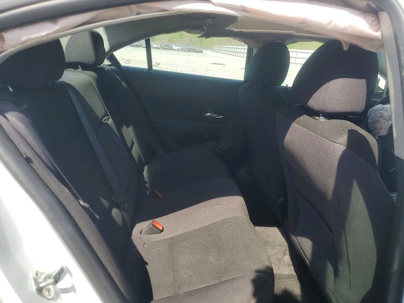 48050526 :رقم المزاد ، 1G1PC5SB9F7125055 vin ، 2015 Chevrolet Cruze مزاد بيع