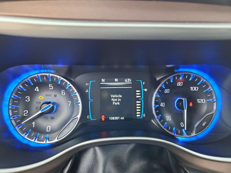 51014176 :رقم المزاد ، 2C4RC1DG5HR521857 vin ، 2017 Chrysler Pacifica مزاد بيع