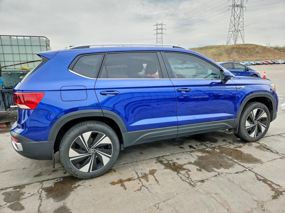 49050536 :رقم المزاد ، 3VVUX7B29RM049360 vin ، 2024 Volkswagen Taos مزاد بيع