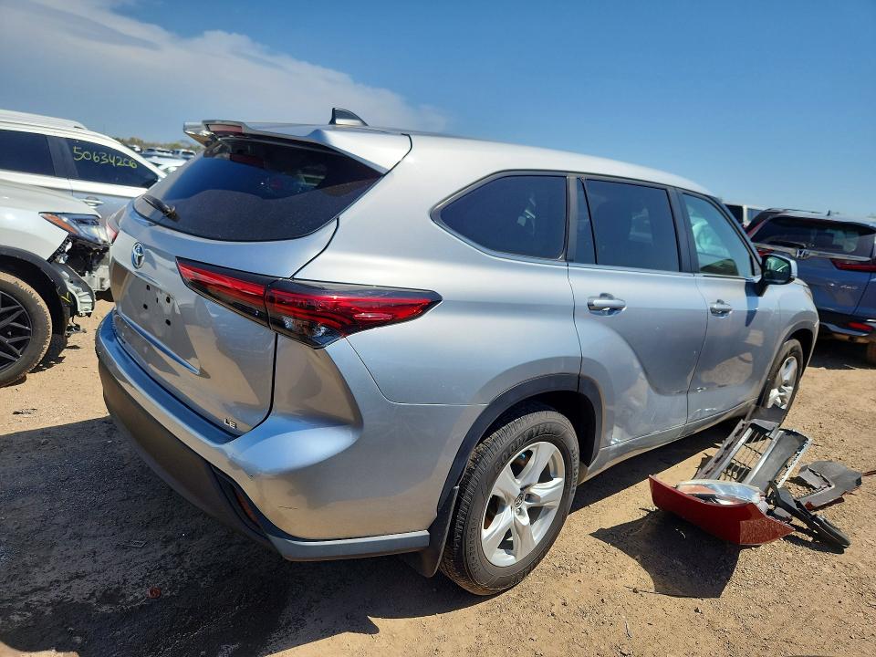 50487776 :رقم المزاد ، 5TDKDRAH4PS006073 vin ، 2023 Toyota Highlander مزاد بيع