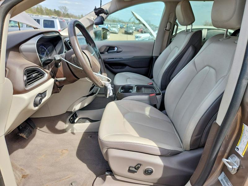 Продаж на аукціоні авто 2017 Chrysler Pacifica, vin: 2C4RC1BG5HR684561, номер лоту: 51019396