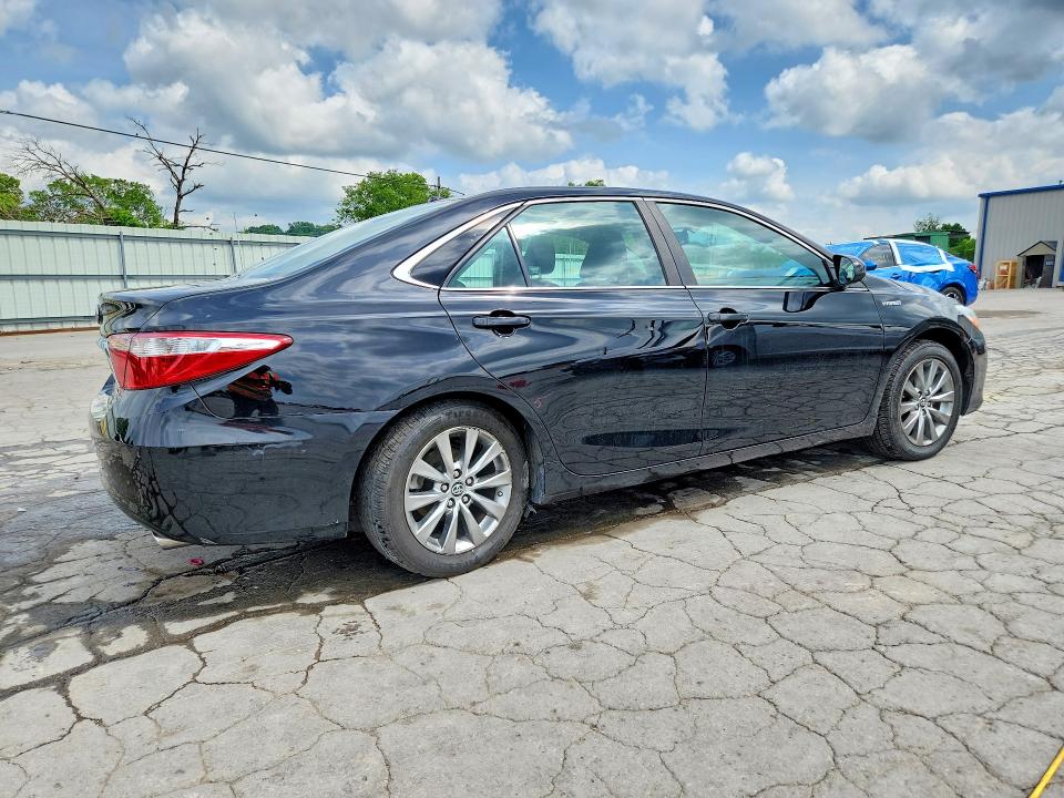 51294706 :رقم المزاد ، 4T1BD1FK1HU216905 vin ، 2017 Toyota Camry Hybrid مزاد بيع
