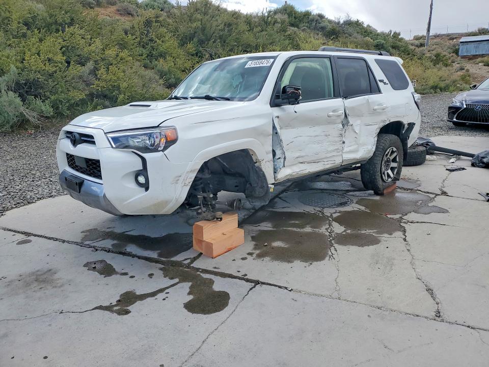 Aukcja sprzedaży 2022 Toyota 4runner, vin: JTERU5JR2N6044121, numer aukcji: 51658476