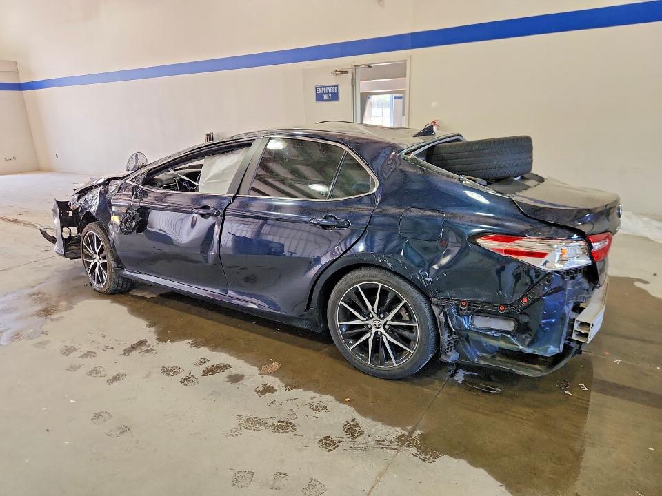 50335856 :رقم المزاد ، 4T1C11AK8LU989951 vin ، 2020 Toyota Camry مزاد بيع