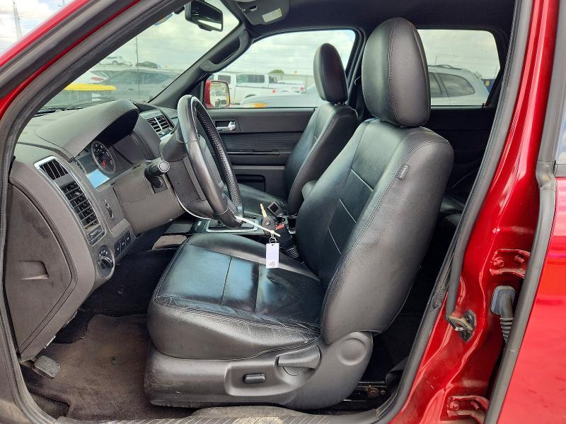 49381976 :رقم المزاد ، 1FMCU0EG5BKA69048 vin ، 2011 Ford Escape مزاد بيع