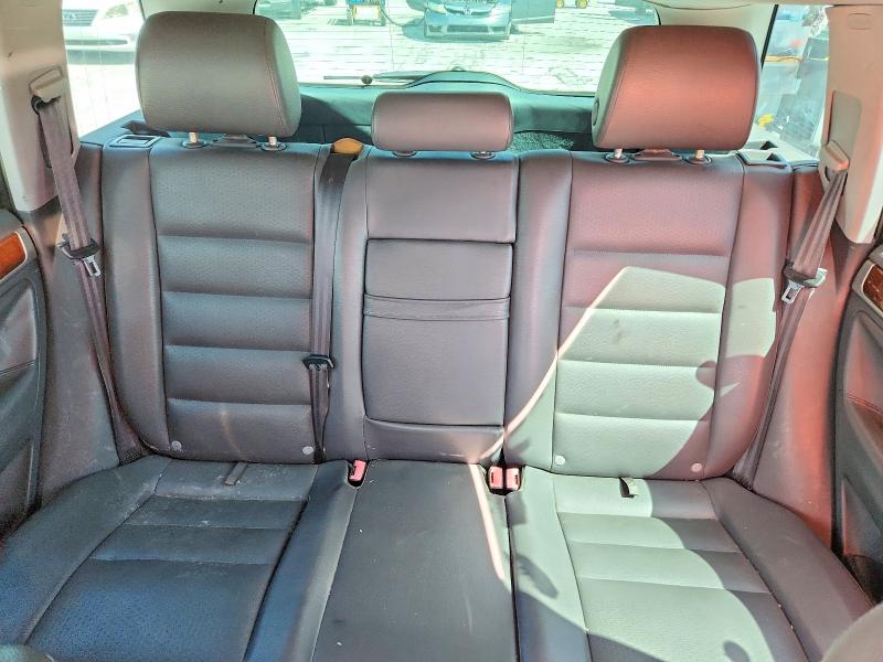 49508336 :رقم المزاد ، WVGFK7A90AD000497 vin ، 2010 Volkswagen Touareg مزاد بيع
