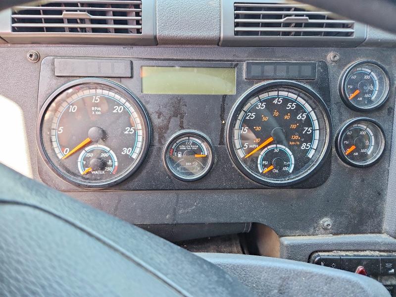 49835146 :رقم المزاد ، 3AKJGLD54GSFP7307 vin ، 2016 Freightliner Cascadia 125 مزاد بيع