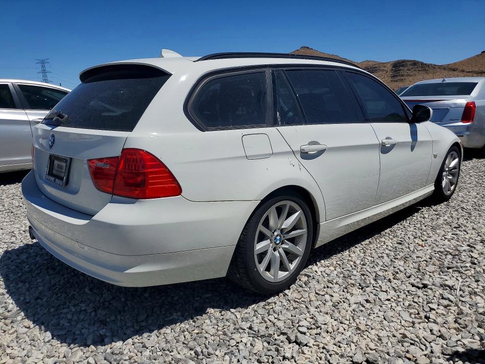 51044996 :رقم المزاد ، WBAUT9C59BA191531 vin ، 2011 Bmw 328 مزاد بيع