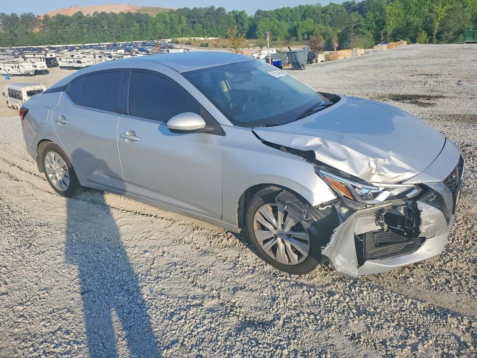 51014456 :رقم المزاد ، 3N1AB8BV9NY212322 vin ، 2022 Nissan Sentra مزاد بيع