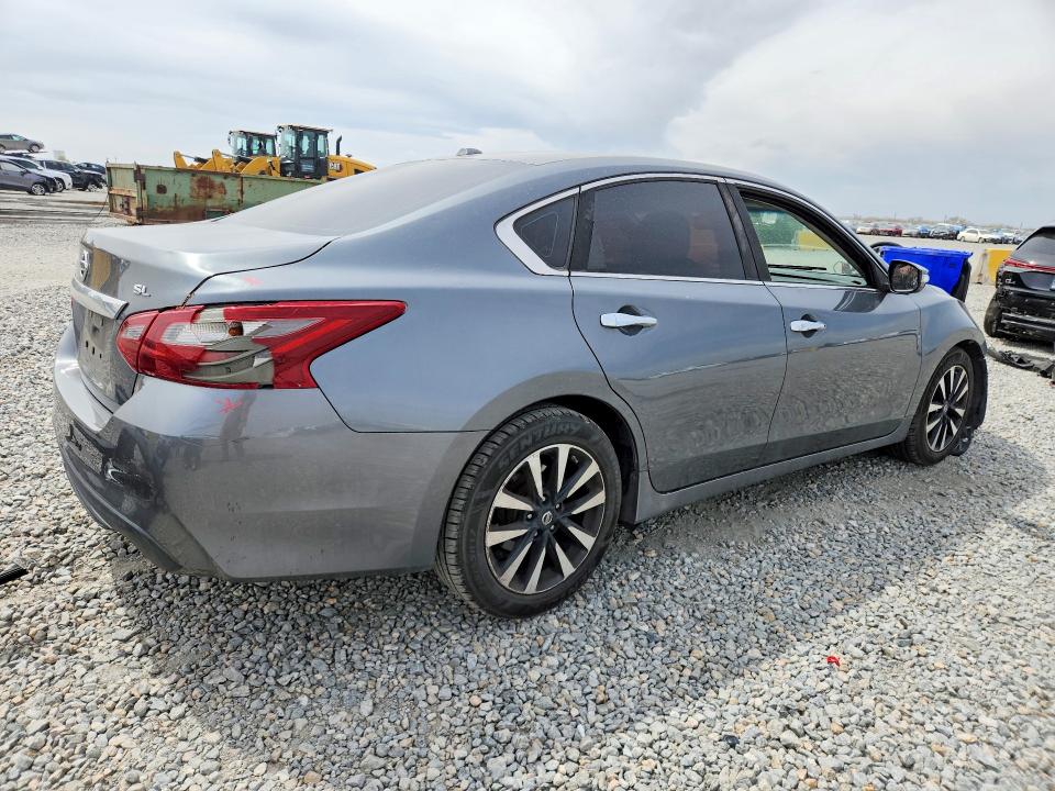 Aukcja sprzedaży 2018 Nissan Altima, vin: 1N4AL3AP5JC215825, numer aukcji: 54000046