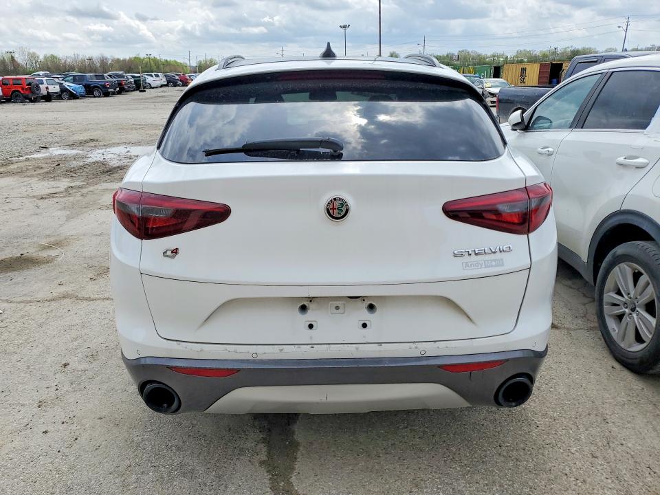 48244996 :رقم المزاد ، ZASPAKBN6N7D33812 vin ، 2022 Alfa Romeo Stelvio مزاد بيع