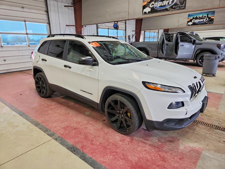 51162446 :رقم المزاد ، 1C4PJLABXHW669205 vin ، 2017 Jeep Cherokee مزاد بيع