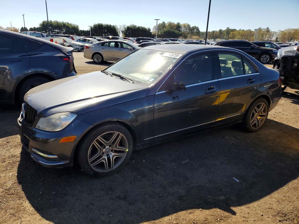 51105856 :رقم المزاد ، WDDGF8AB6EG239875 vin ، 2014 Mercedes-benz C مزاد بيع