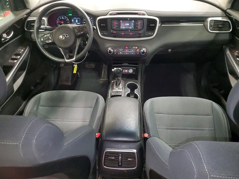 2016 Kia Sorento მანქანა იყიდება აუქციონზე, vin: 5XYPG4A56GG151943, აუქციონის ნომერი: 51636846