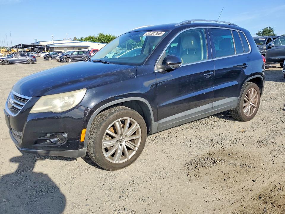 51206166 :رقم المزاد ، WVGBV7AX8AW001079 vin ، 2010 Volkswagen Tiguan مزاد بيع