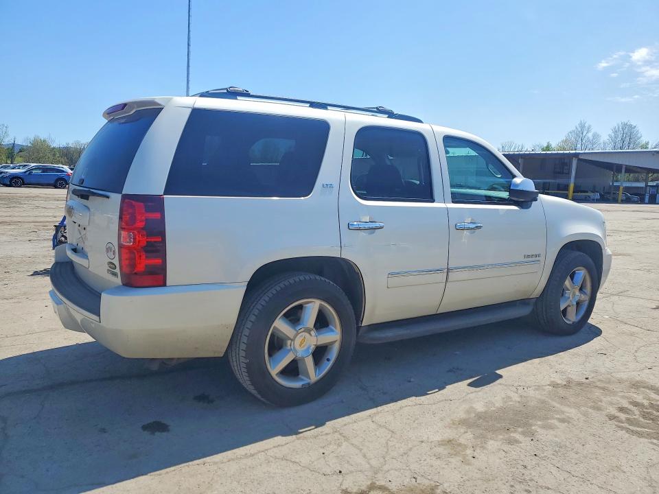 Продажа на аукционе авто 2010 Chevrolet Tahoe, vin: 1GNUKCE03AR290602, номер лота: 50592776