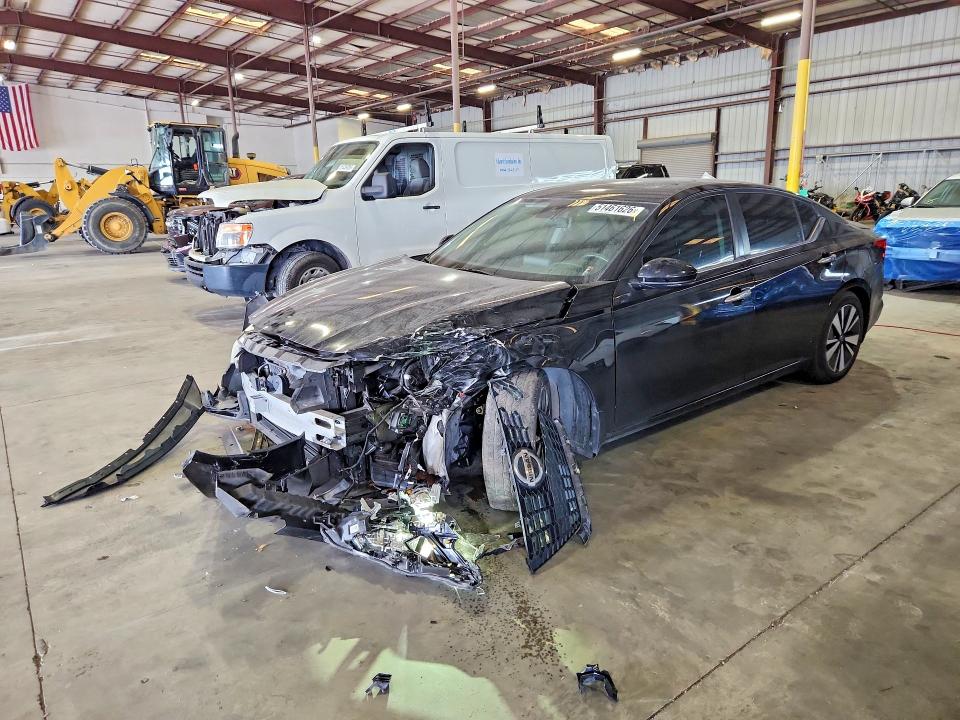 51461626 :رقم المزاد ، 1N4BL4DV5NN309783 vin ، 2022 Nissan Altima مزاد بيع