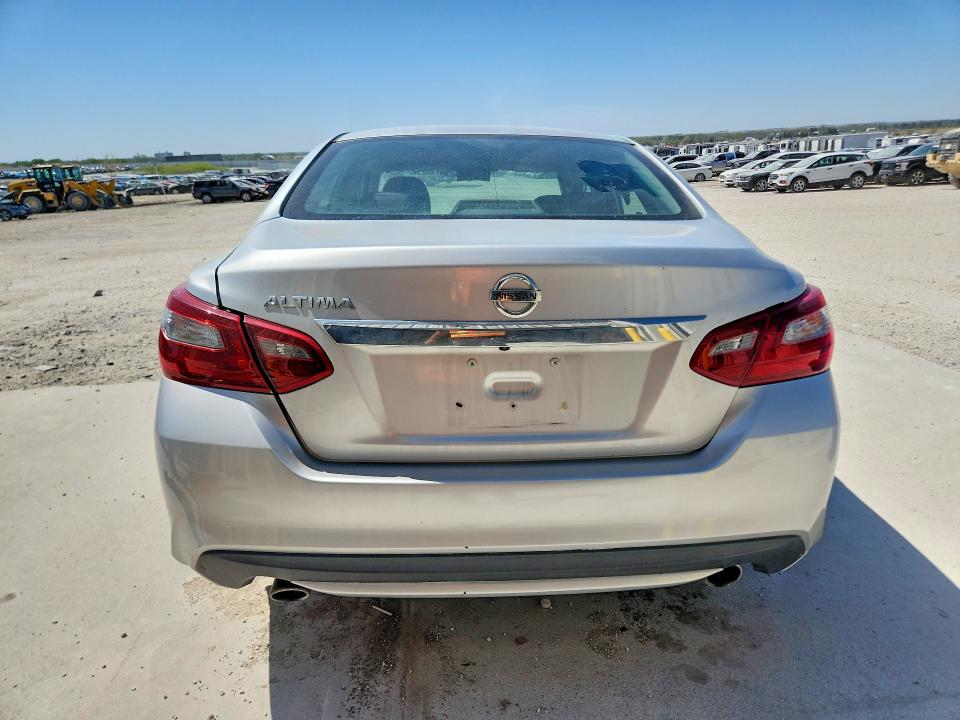 Продажа на аукционе авто 2018 Nissan Altima, vin: 1N4AL3AP6JC237249, номер лота: 50748236