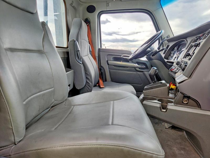 Aukcja sprzedaży 2016 Kenworth T680, vin: 1XKYA48X2GJ124871, numer aukcji: 50602016