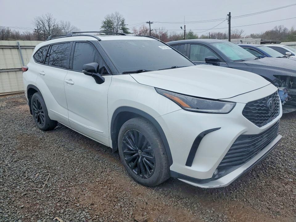2023 Toyota Highlander მანქანა იყიდება აუქციონზე, vin: 5TDKDRBH4PS019260, აუქციონის ნომერი: 47371386