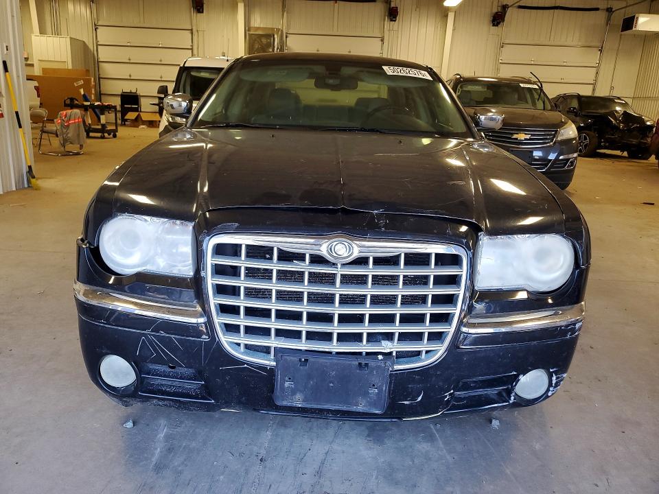 Продажа на аукционе авто 2007 Chrysler 300c, vin: 2C3KA63H87H741422, номер лота: 50262576