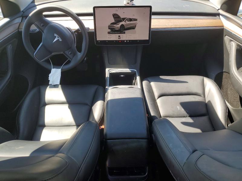 2024 Tesla Model Y მანქანა იყიდება აუქციონზე, vin: 7SAYGAEE7RF204255, აუქციონის ნომერი: 49022366