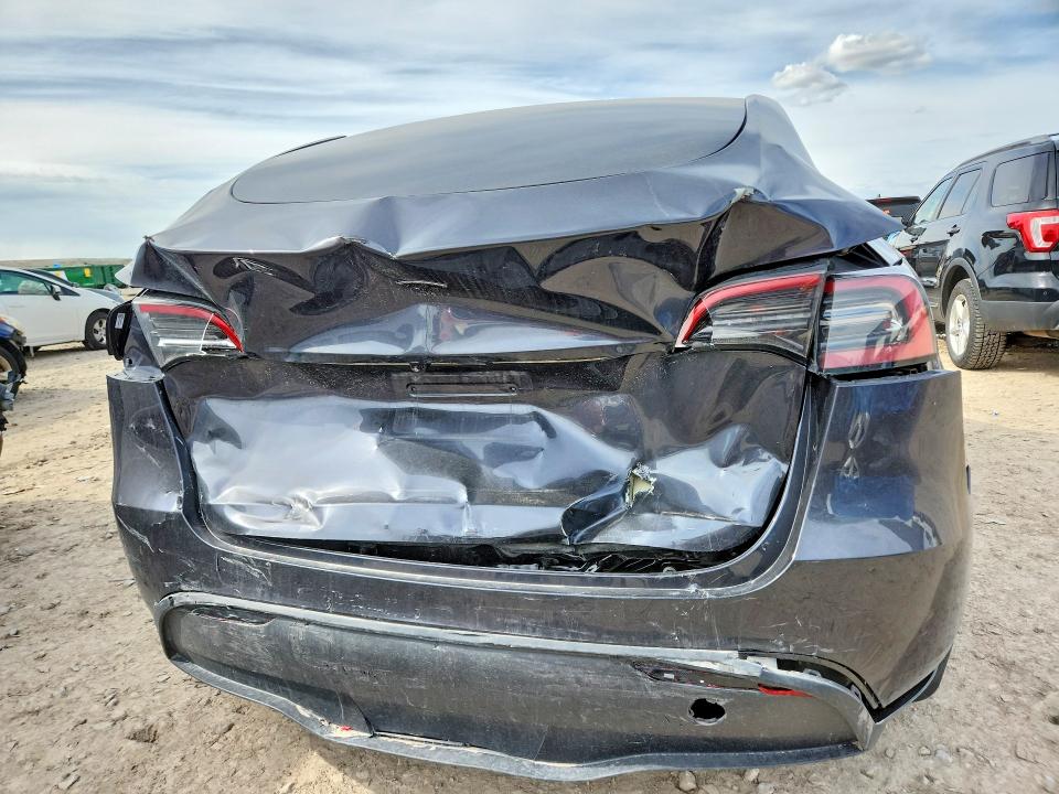 Продажа на аукционе авто 2024 Tesla Model Y, vin: 7SAYGDED2RA334658, номер лота: 51403626