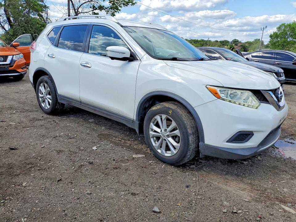52033506 :رقم المزاد ، KNMAT2MV8FP571247 vin ، 2015 Nissan Rogue مزاد بيع
