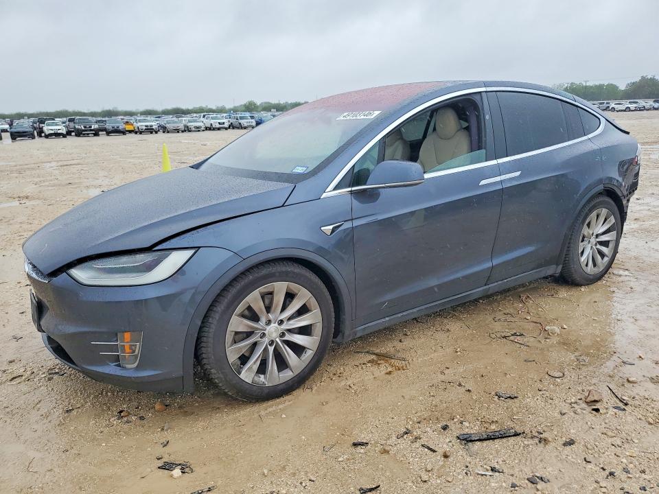 Продажа на аукционе авто 2020 Tesla Model X, vin: 5YJXCBE23LF228690, номер лота: 49103146