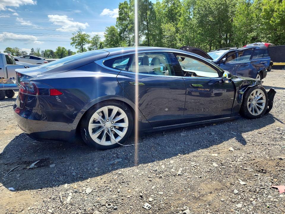2018 Tesla Model S მანქანა იყიდება აუქციონზე, vin: 5YJSA1E26JF286333, აუქციონის ნომერი: 51504616