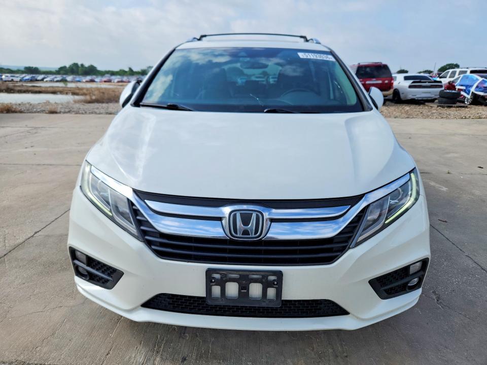51193036 :رقم المزاد ، 5FNRL6H72JB092265 vin ، 2018 Honda Odyssey مزاد بيع