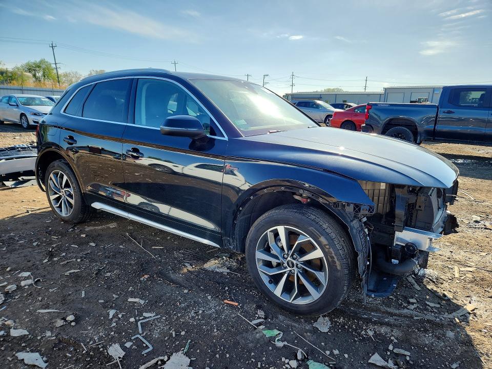 51358916 :رقم المزاد ، WA1EAAFY1N2116285 vin ، 2022 Audi Q5 مزاد بيع