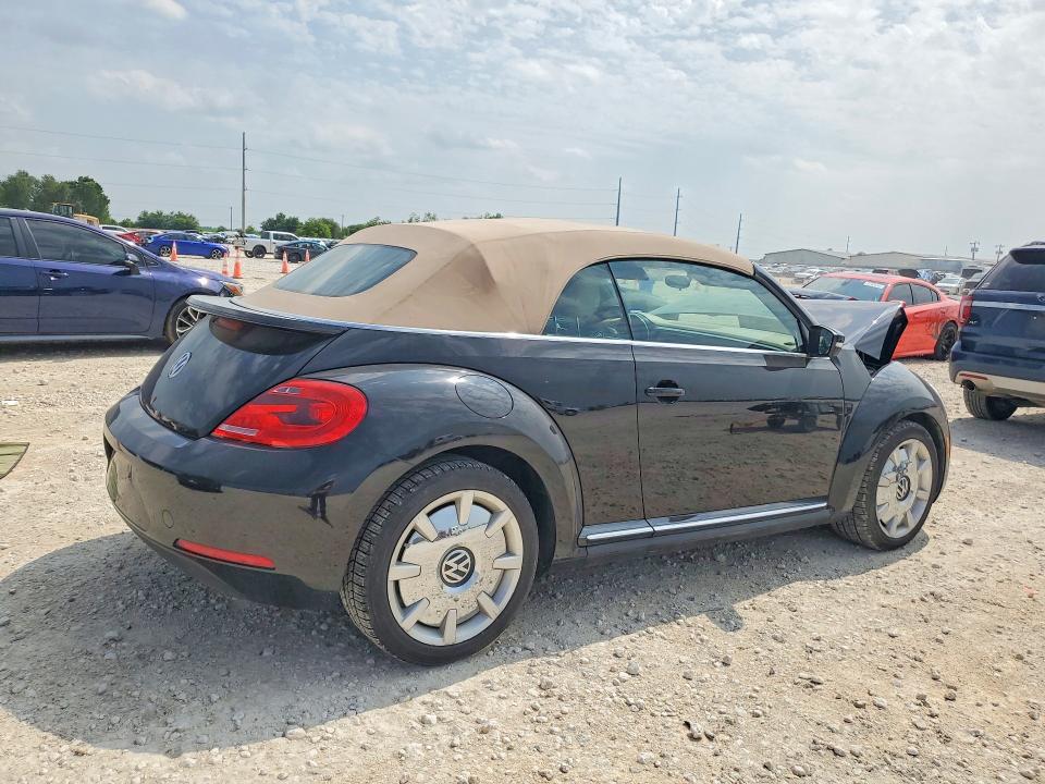 2015 Volkswagen Beetle მანქანა იყიდება აუქციონზე, vin: 3VW517AT1FM802872, აუქციონის ნომერი: 51131816