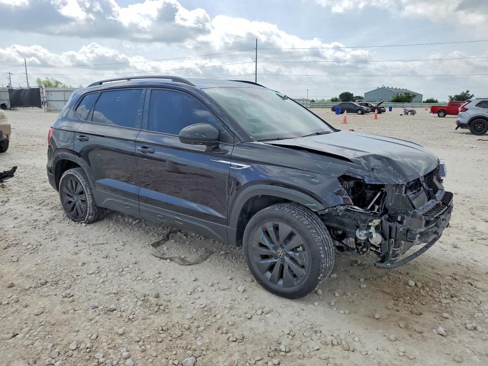 49704216 :رقم المزاد ، 3VV5X7B29RM108203 vin ، 2024 Volkswagen Taos مزاد بيع