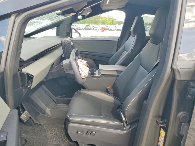 49017326 :رقم المزاد ، 7G2CEHED2SA066069 vin ، 2025 Tesla Cybertruck مزاد بيع