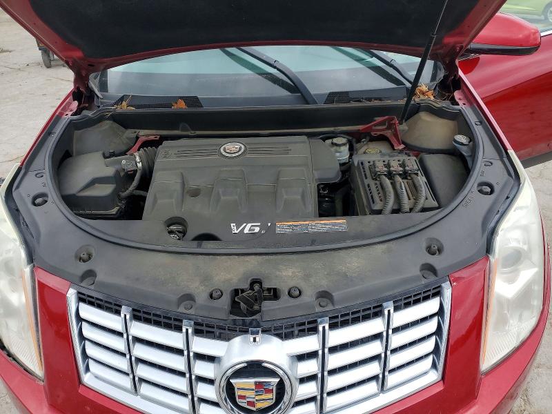 51090176 :رقم المزاد ، 3GYFNBE31FS586438 vin ، 2015 Cadillac Srx مزاد بيع