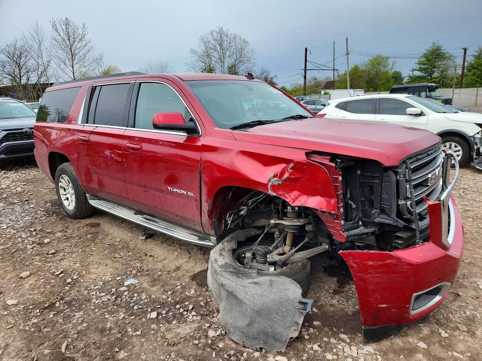 50585996 :رقم المزاد ، 1GKS2GKC1FR187471 vin ، 2015 Gmc Yukon Xl مزاد بيع