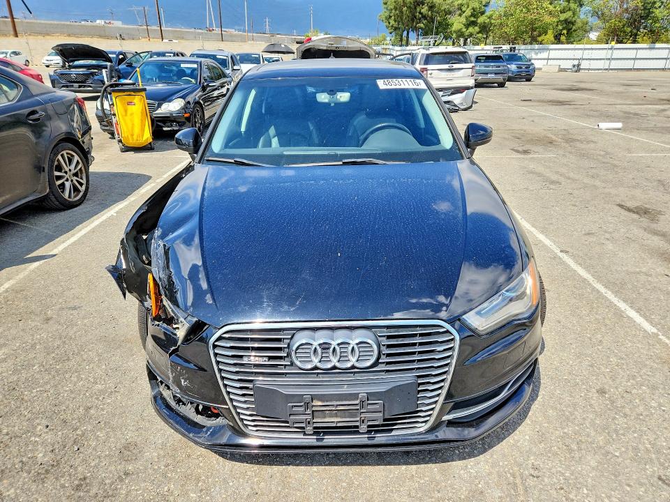 48531116 :رقم المزاد ، WAUVPBFF1GA020171 vin ، 2016 Audi A3 مزاد بيع