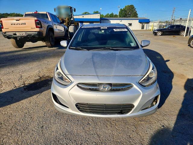 49120976 :رقم المزاد ، KMHCU5AE3FU217855 vin ، 2015 Hyundai Accent مزاد بيع